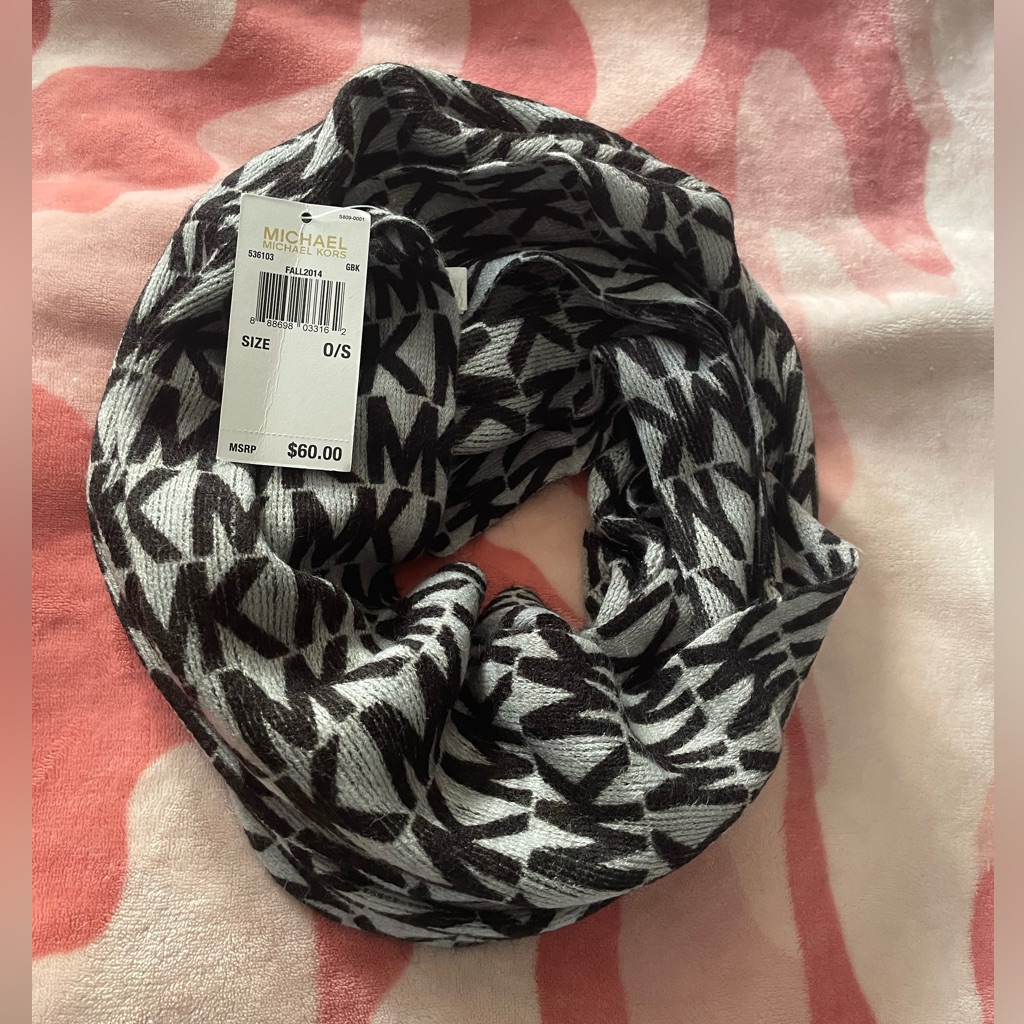 New Michael Kors Infinity Scarf - Black And Gray